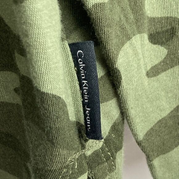 Calvin Klein Jeans Logo Print Camouflage Top Size 2XL - Picture 5 of 7
